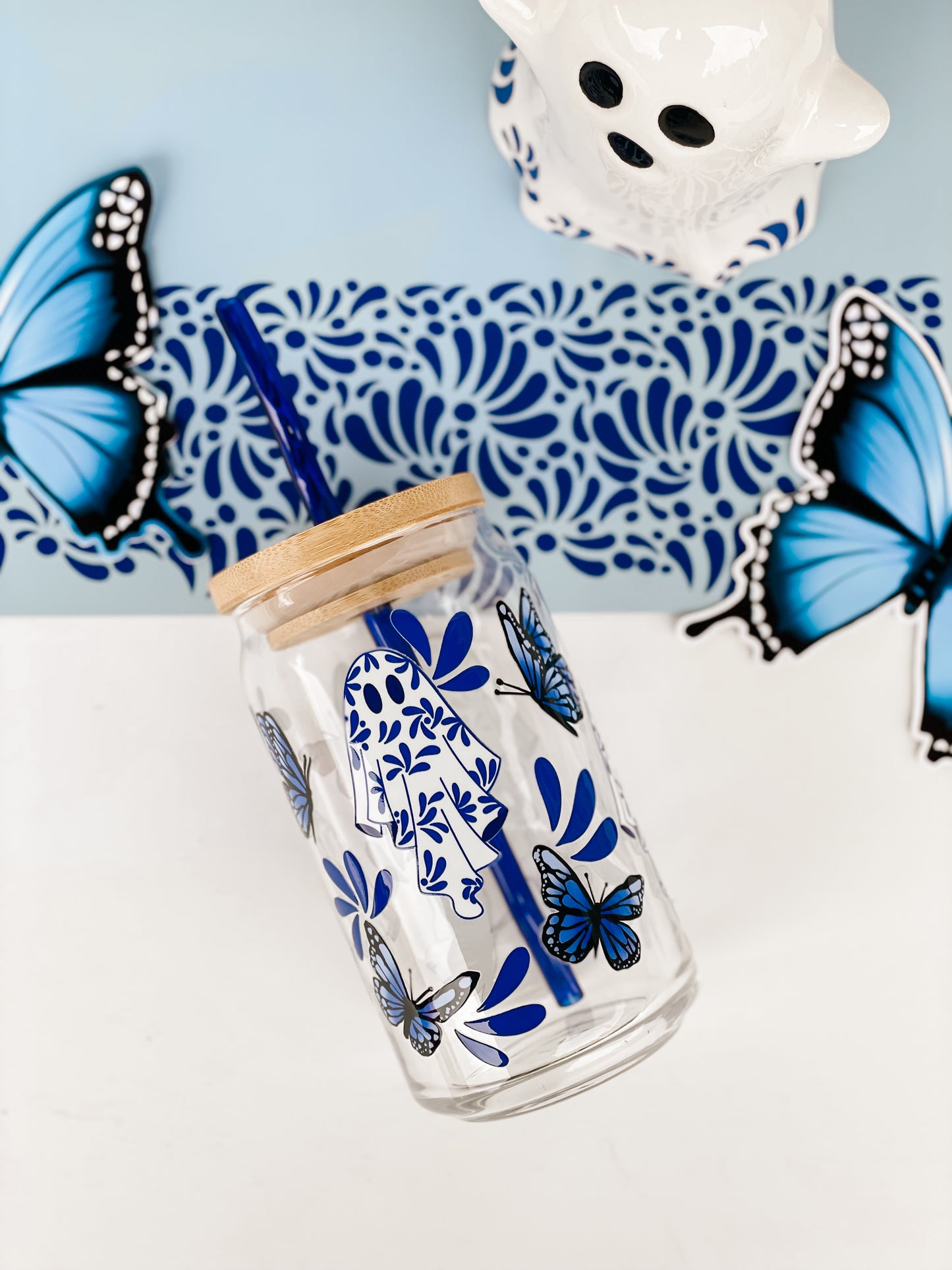 Copa de cristal de Talavera Mariposa Azul Ghostie