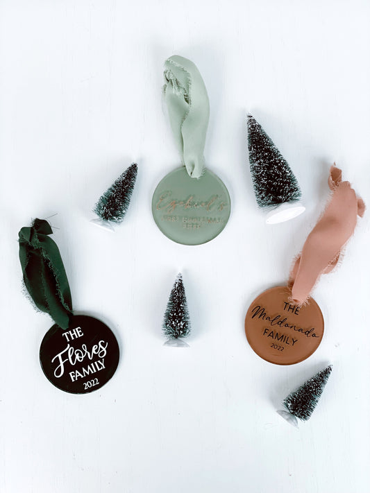 Family 2025 Round Ornaments