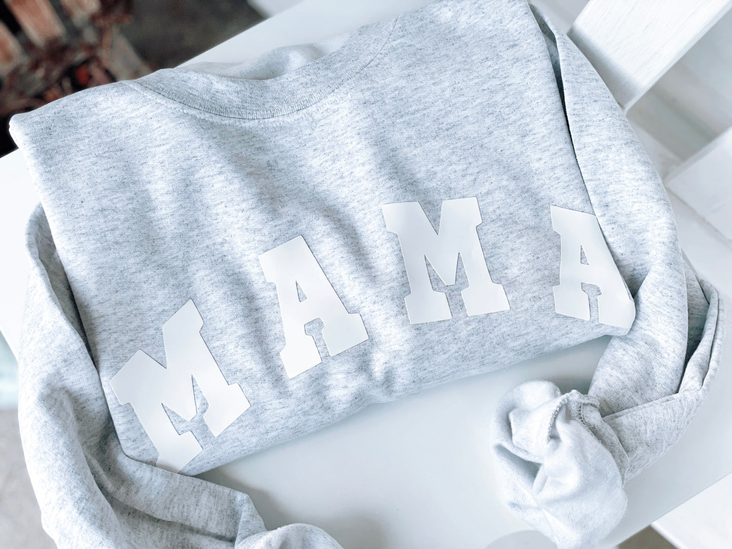 “MAMA” Crewneck